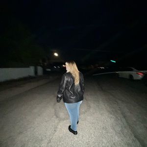 Meet your Posher, Edith